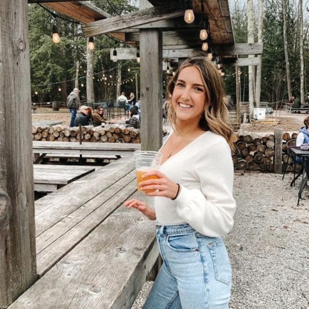 Meet your Posher, Molly